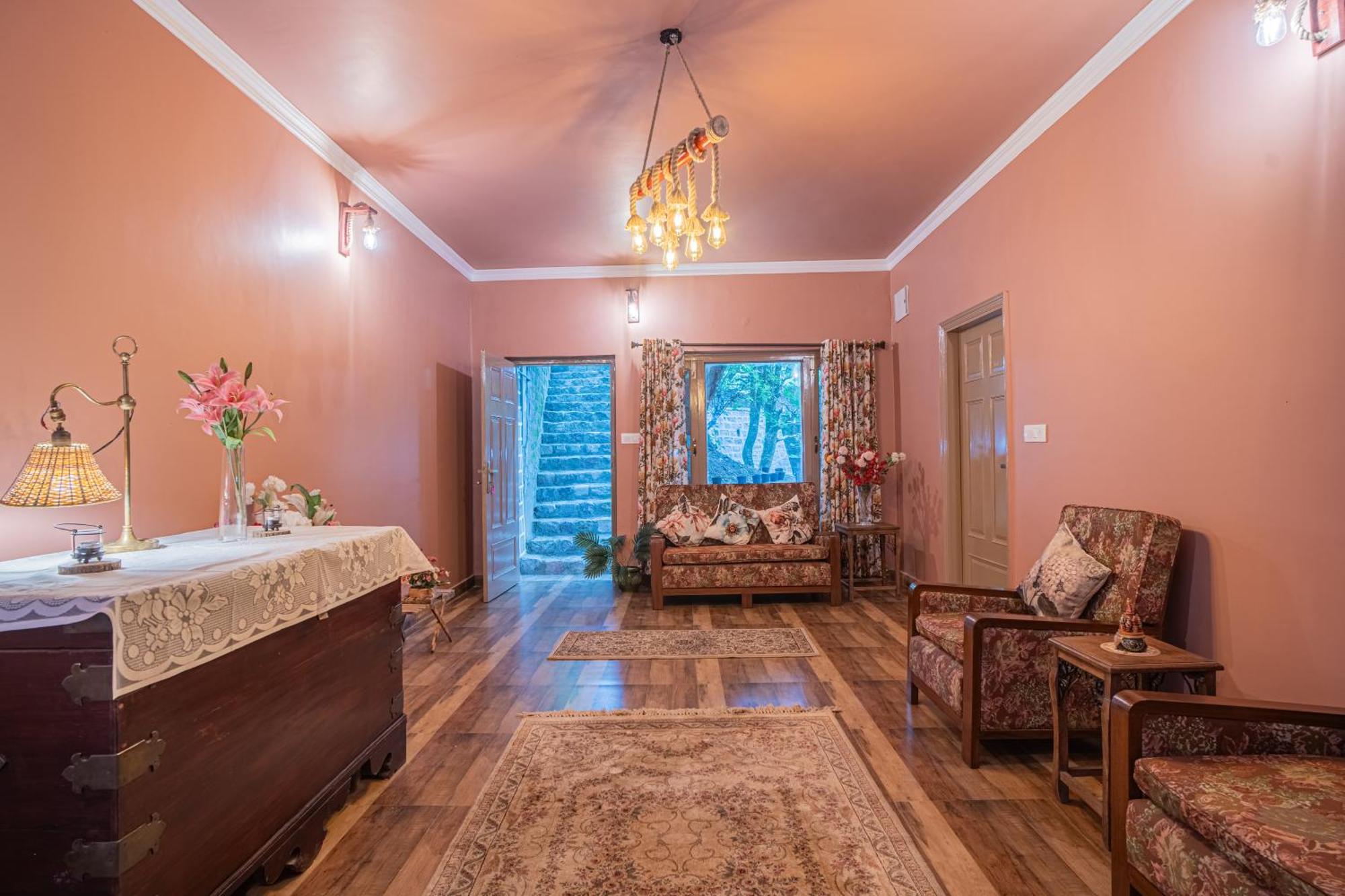 Vienna Forest Villa Nainital Exteriör bild